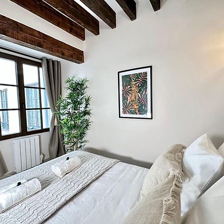 Le Marais' Finest Luxurious Apartment Parijs Buitenkant foto