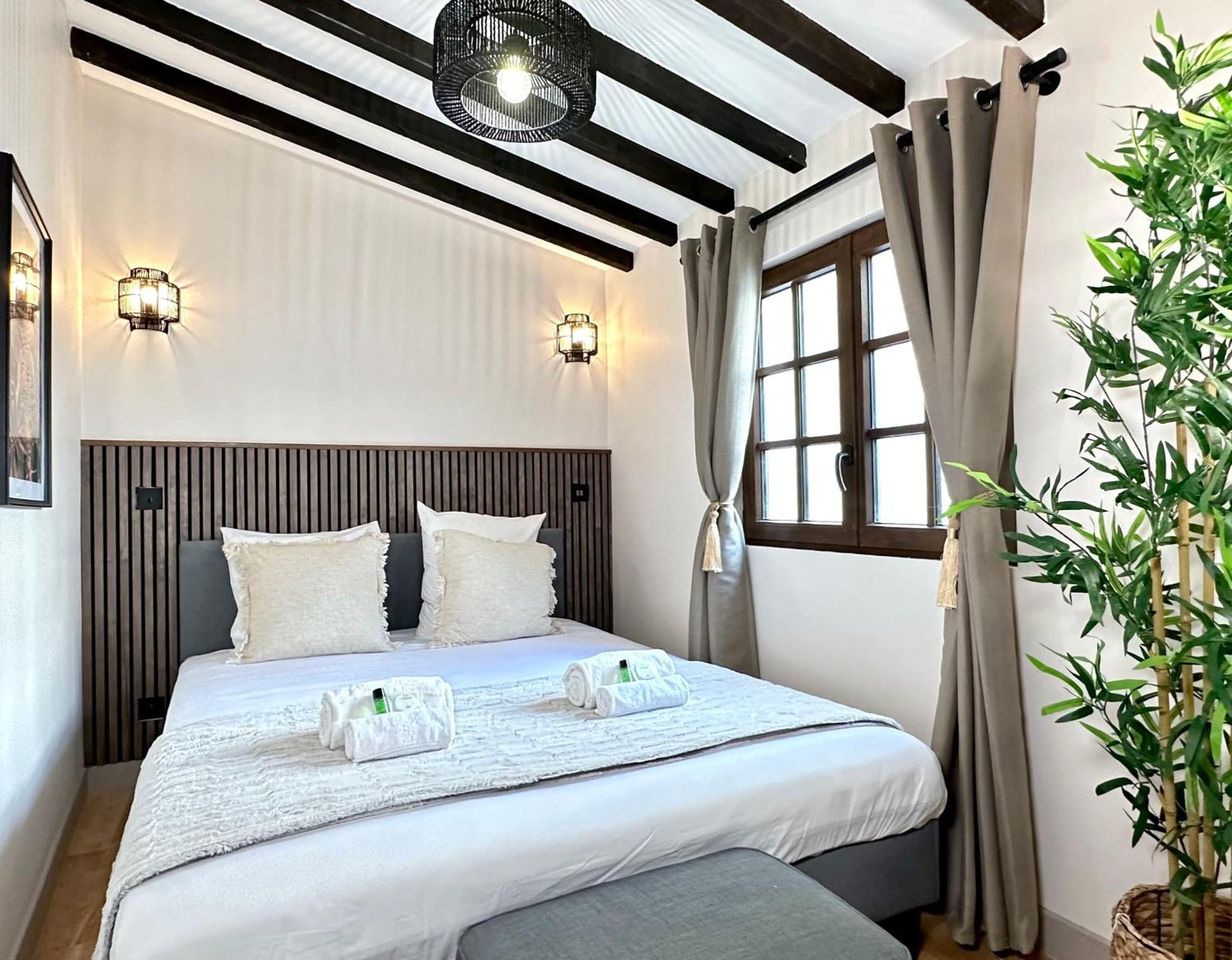 Le Marais' Finest Luxurious Apartment Parijs Buitenkant foto